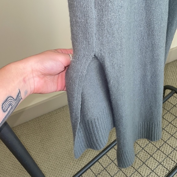 Wildfire Knit Dress - Picture 3 of 4